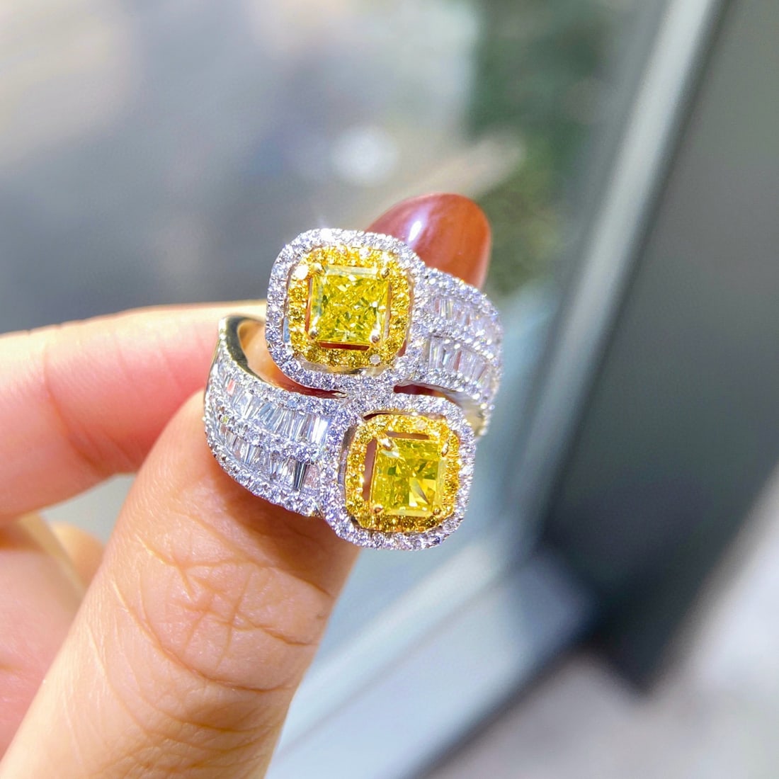 14k Gold 5.53 Ctw Natural Yellow Diamond & Diamond Ring - 2