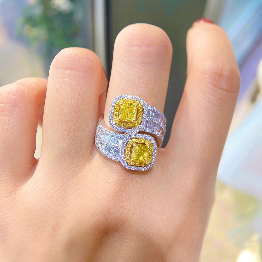 14k Gold 5.53 Ctw Natural Yellow Diamond & Diamond Ring - 4