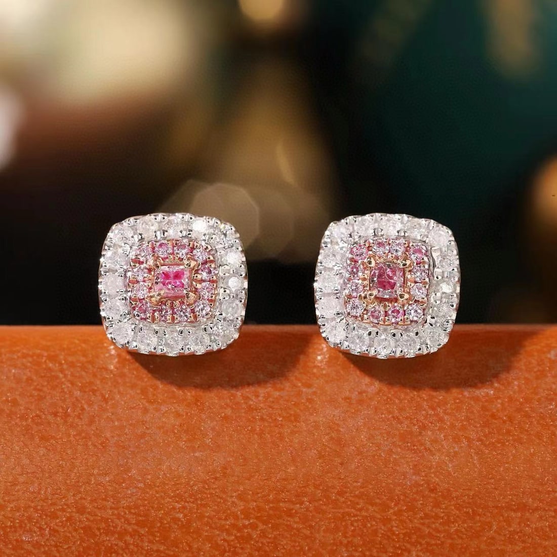 14k Gold 0.50 Ctw Natural Pink Diamond & Diamond Earrings: Ref:231107207 // gold content:14k gold // main gemstone:pink diamond // shape:cushion // carat weight:0. 12ct // color:pink // treatment:natural // // adjacent gemstone 2 : diamond // shape:round //
