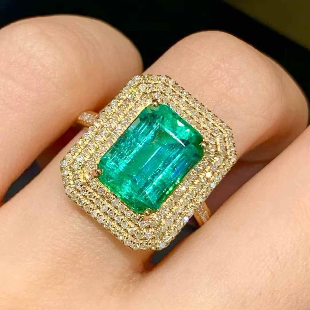 14k Gold 3.2 Ct Natural Emerald & Diamond Ring: Ref:231107232 // gold content:14k gold // ring size:7. 25us // // main gemstone:emerald // shape:octagonal // carat weight:3. 2ct // color:green // treatment:natural // // adjacent gemstone 2 :