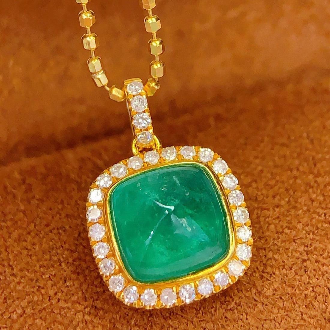 14k Gold 2.3 Ct Natural Emerald & Diamond Pendant( Without Chain ) - 3