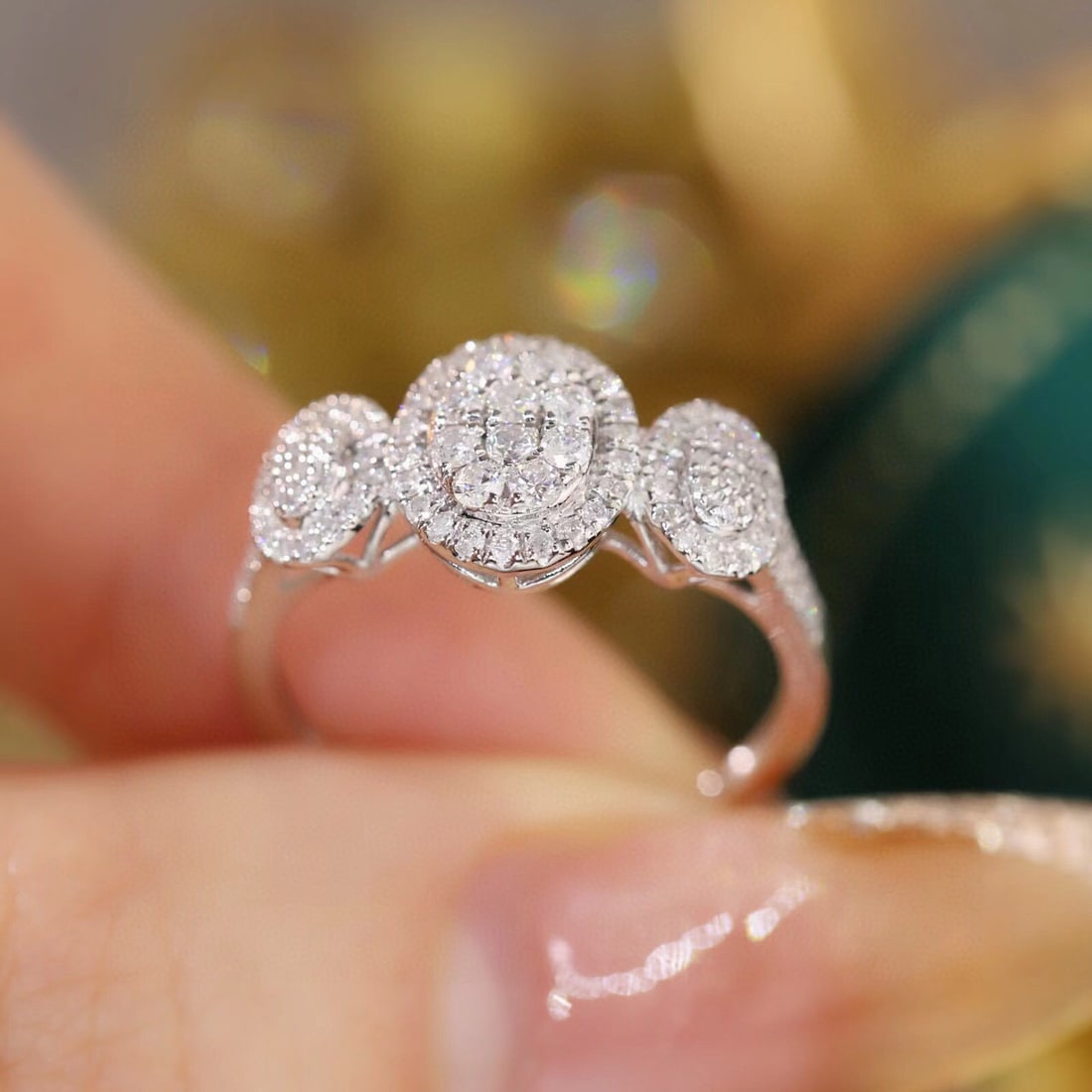 14k Gold 0.55 Ct Natural H Diamond Ring - 4
