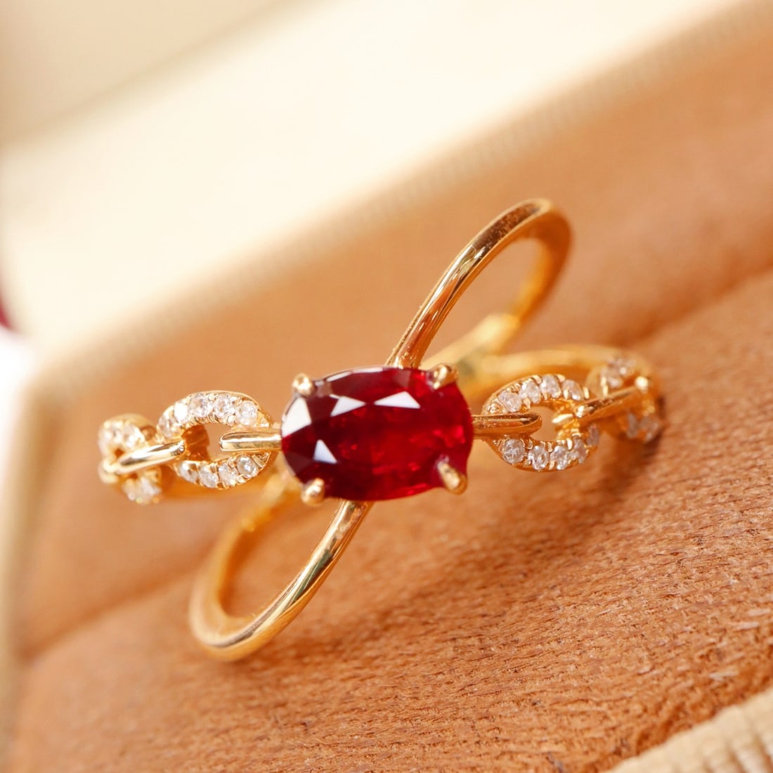 14k Gold 0.98 Ctw Natural Ruby & Diamond Ring - 4