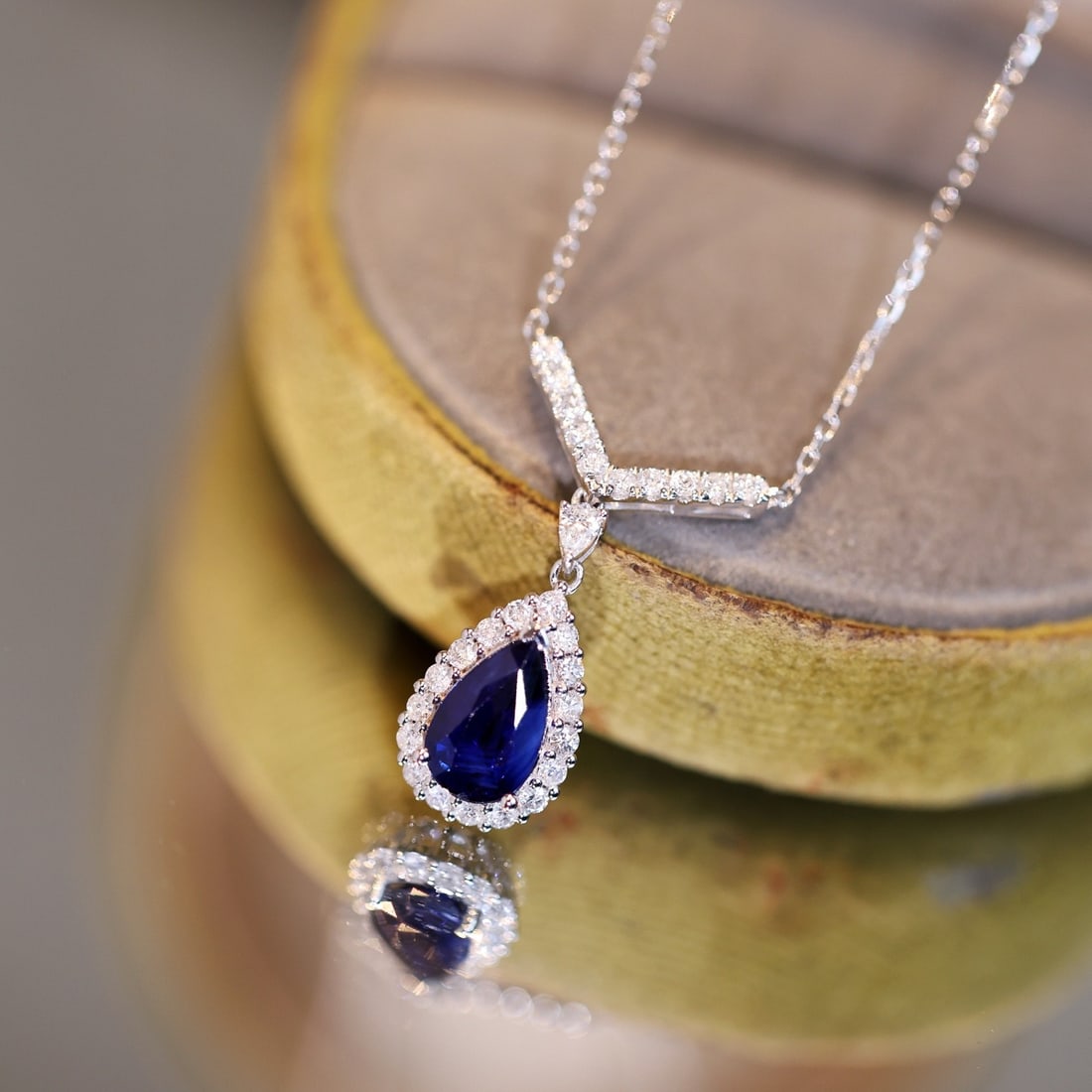 14k Gold 1.80 Ctw Natural Sapphire & Diamond Necklace - 2