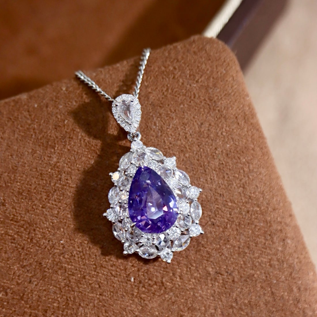 14k Gold 3.43 Ctw Natural Sapphire & Diamond Pendant( Without Chain ): Ref:231108184 // gold content:14k gold // main gemstone:sapphire // shape:pear // carat weight:2. 55ct // color:purple // treatment:natural // // adjacent gemstone 2 : diamond // shape:multiple // car