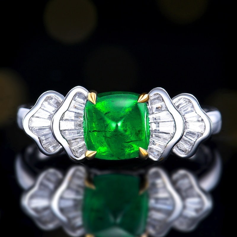 14k Gold 1.43 Ctw Vivid Green Natural Emerald & Diamond Ring: Ref:231108186 // gold content:14k gold // ring size:7. 25us // // main gemstone:emerald // shape:sugar-loaf // carat weight:1. 19ct // color:vivid green // treatment:natural // // adjacent gemstone 2
