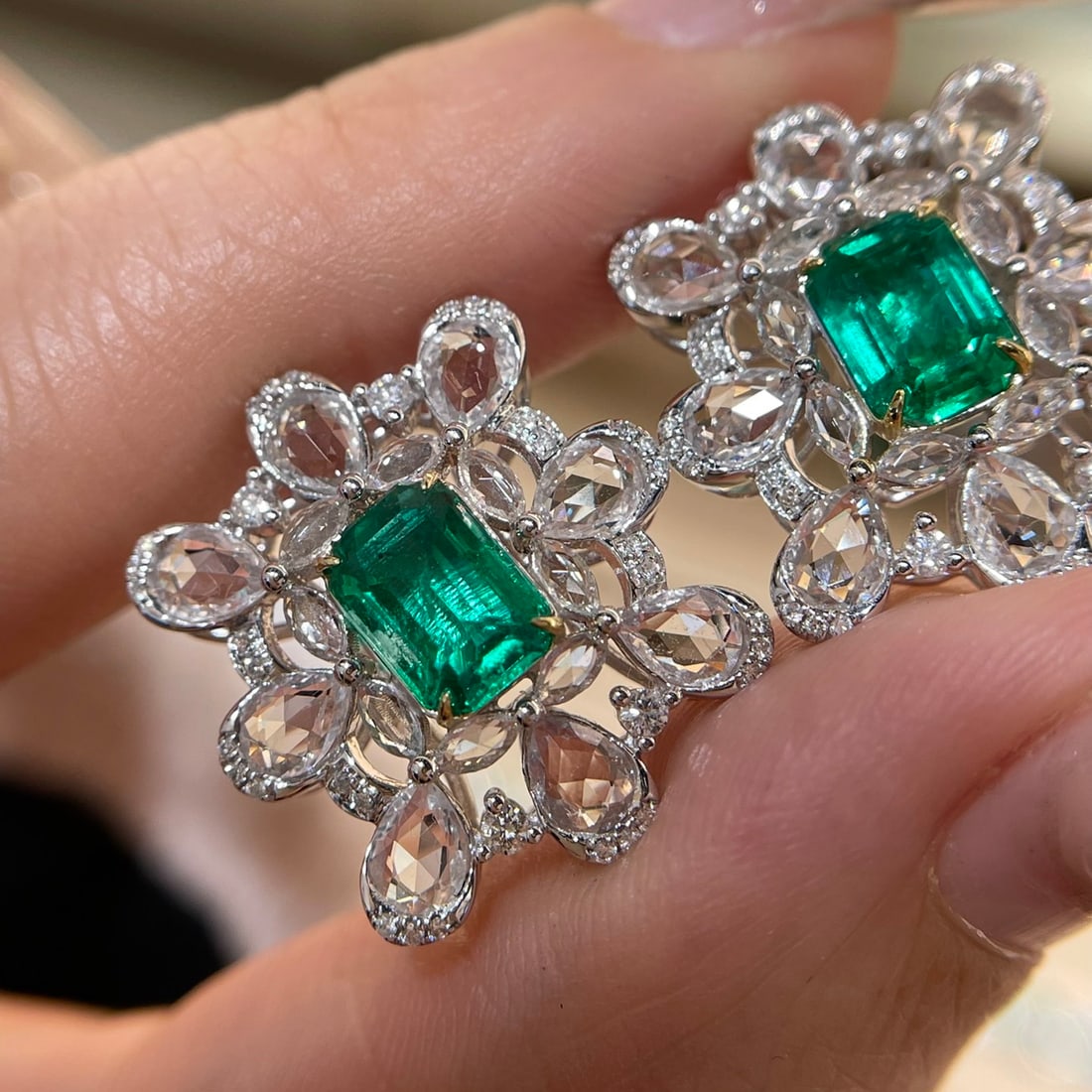 14k Gold 4.5 Ctw Vivid Green Natural Emerald & Sapphire Earrings - 2