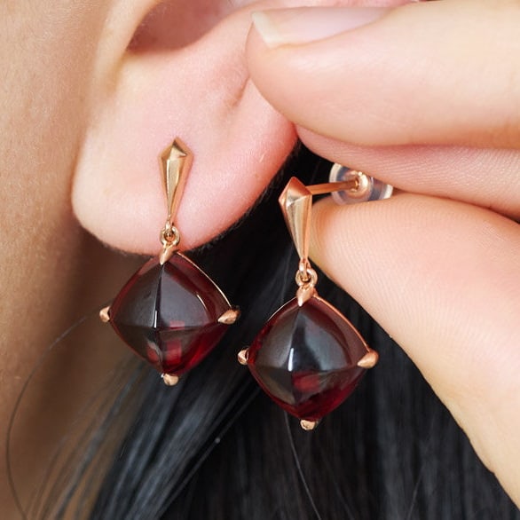 14k Gold 10.33 Ct Natural Garnet Earrings - 8