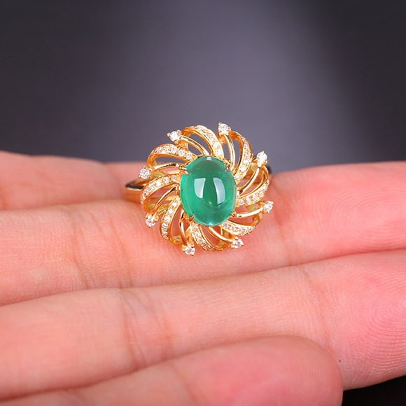 14k Gold 2.14 Ctw Natural Emerald & Diamond Ring - 5
