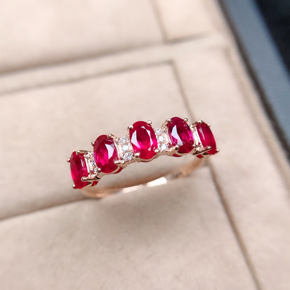 14k Gold 1.29 Ct Natural Ruby & Diamond Ring: Ref:231108289 // gold content:14k gold // ring size:7. 25us // // main gemstone:ruby // shape:oval // carat weight:1. 29ct // color:red // treatment:natural // // adjacent gemstone 2 : diamond //