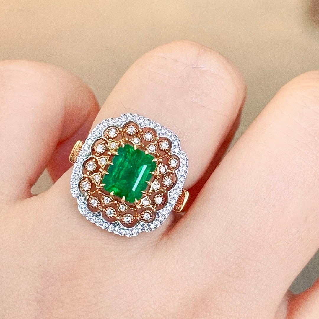 14k Gold 2.20 Ctw Vivid Green Natural Emerald & Diamond Ring - 8