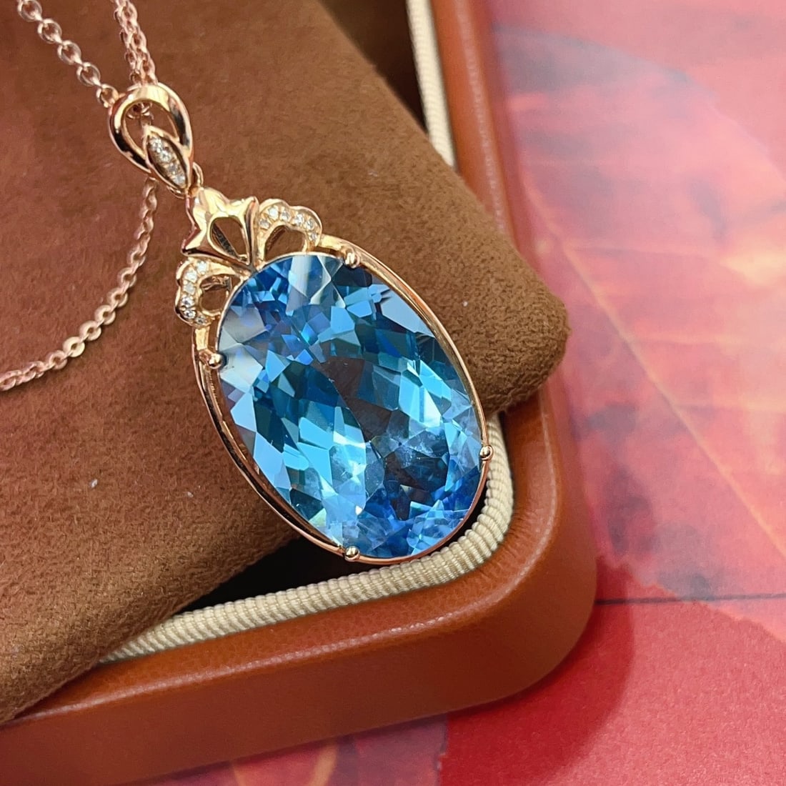 14k Gold 25.20 Ct Natural Topaz & Diamond Pendant( Without Chain ) - 4