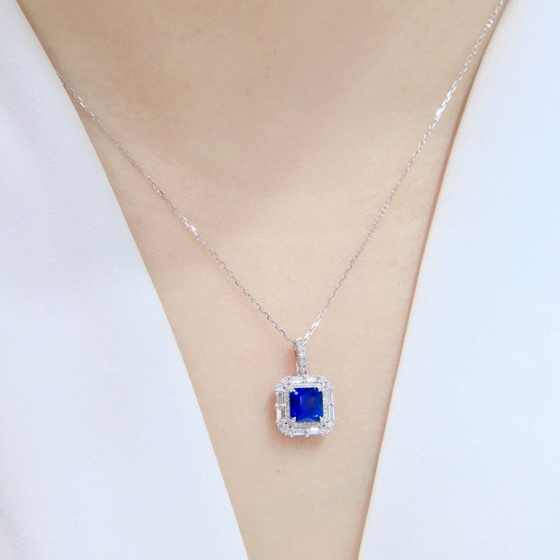 14k Gold 2.01 Ctw Natural Sapphire & Diamond Necklace - 8