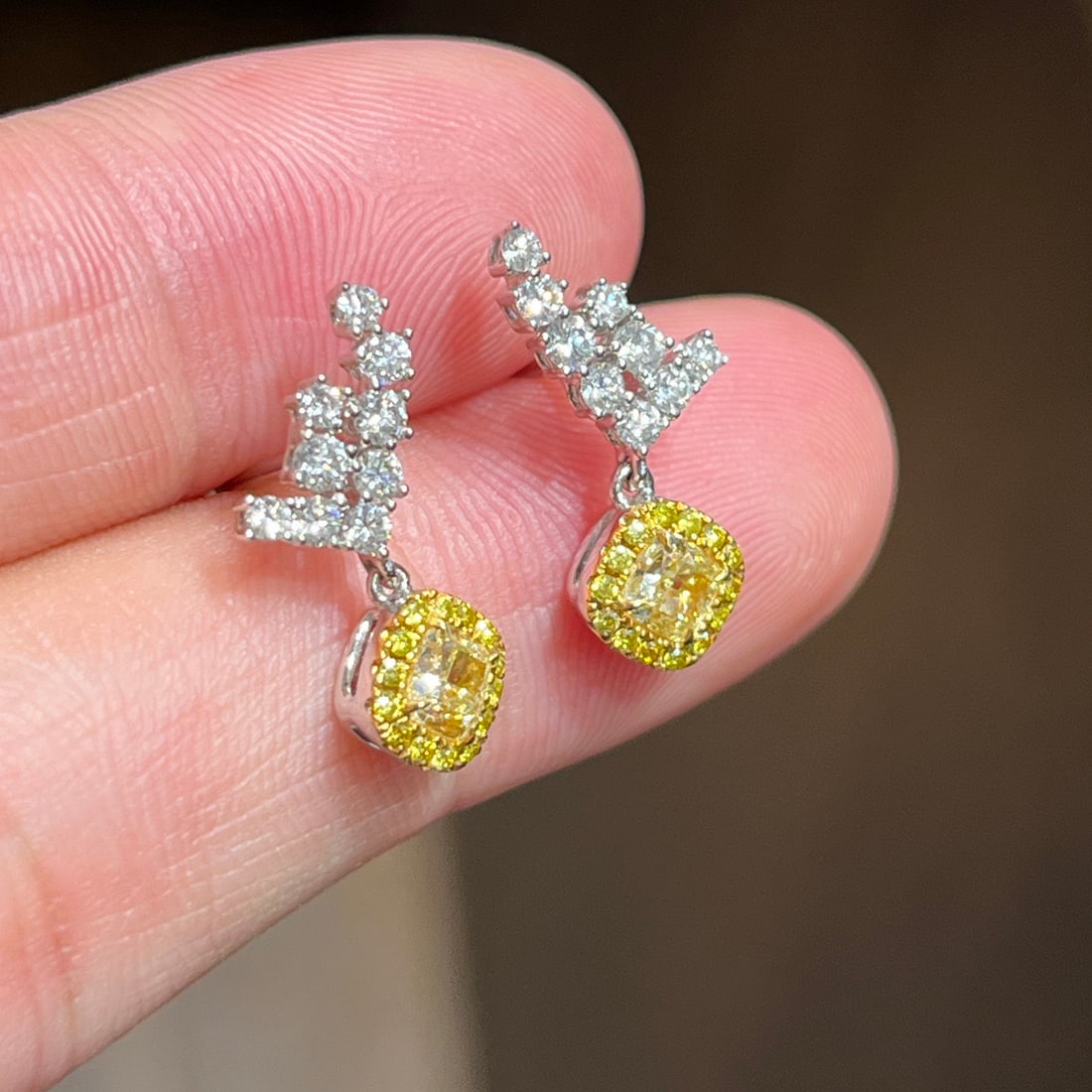 14k Gold 0.6 Ct Natural Yellow Diamond & Diamond Earrings - 3