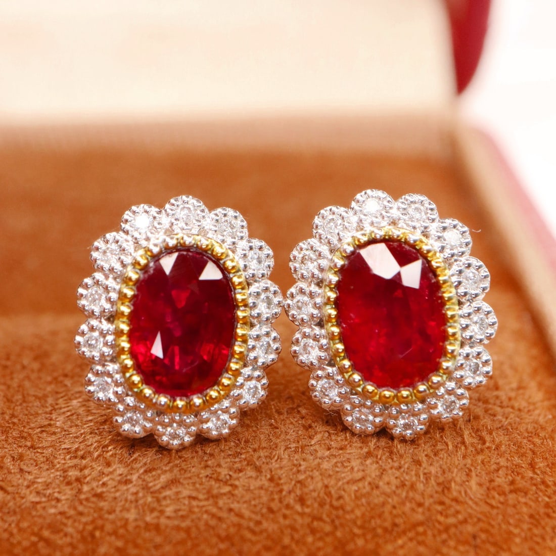 14k Gold 1.60 Ctw Natural Ruby & Diamond Earrings: Ref:231108373 // gold content:14k gold // main gemstone:ruby // shape:oval // carat weight:1. 45ct // color:pigeonblood red // treatment:natural // // adjacent gemstone 2 : diamond // shape:round //