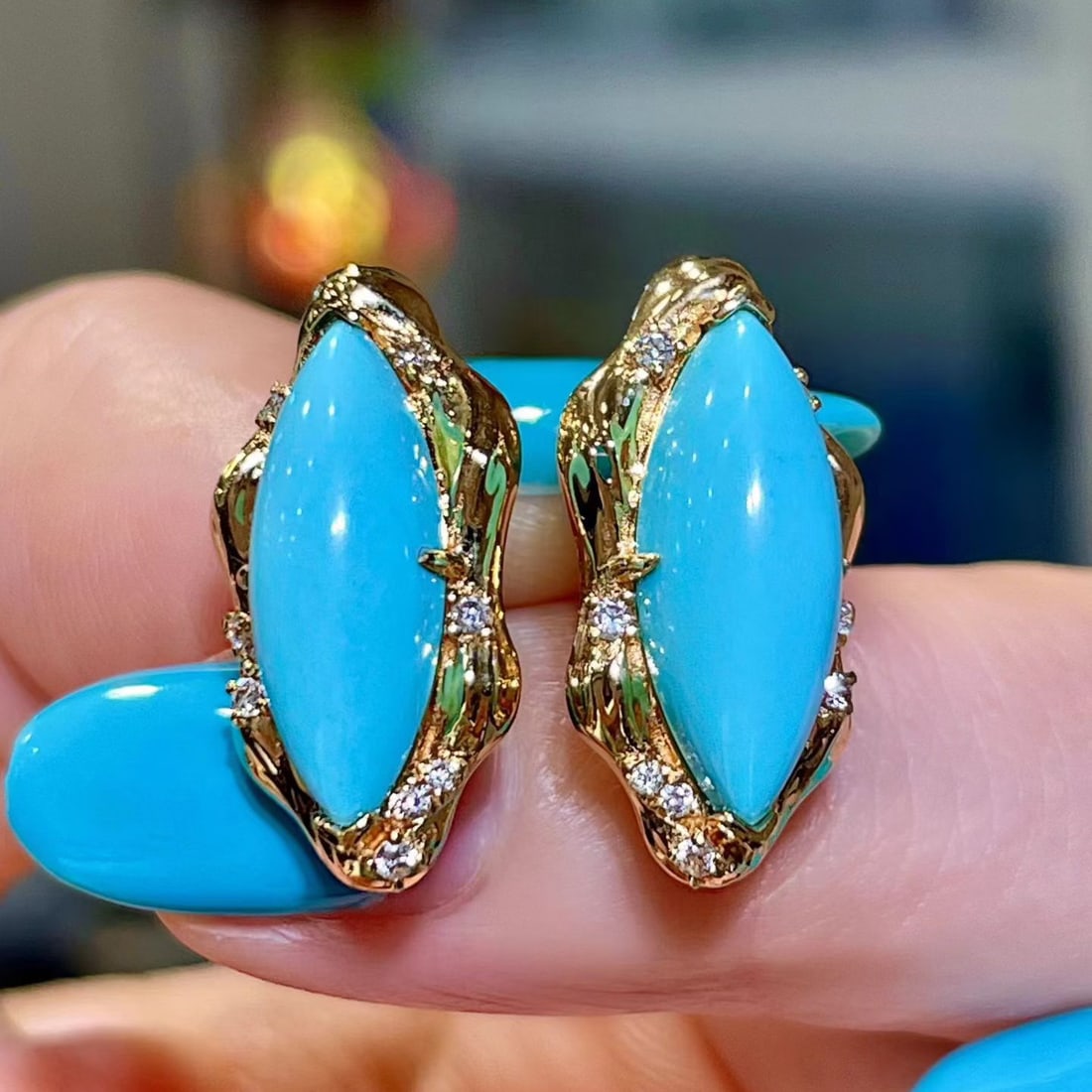 14k Gold 5.15 Ctw Natural Blue Turquoise & Diamond Earrings: Ref:231108407 // gold content:14k gold // main gemstone:blue turquoise // shape:marquise // carat weight:5. 01ct // color:blue // treatment:natural // // adjacent gemstone 2 : diamond // shape:round /
