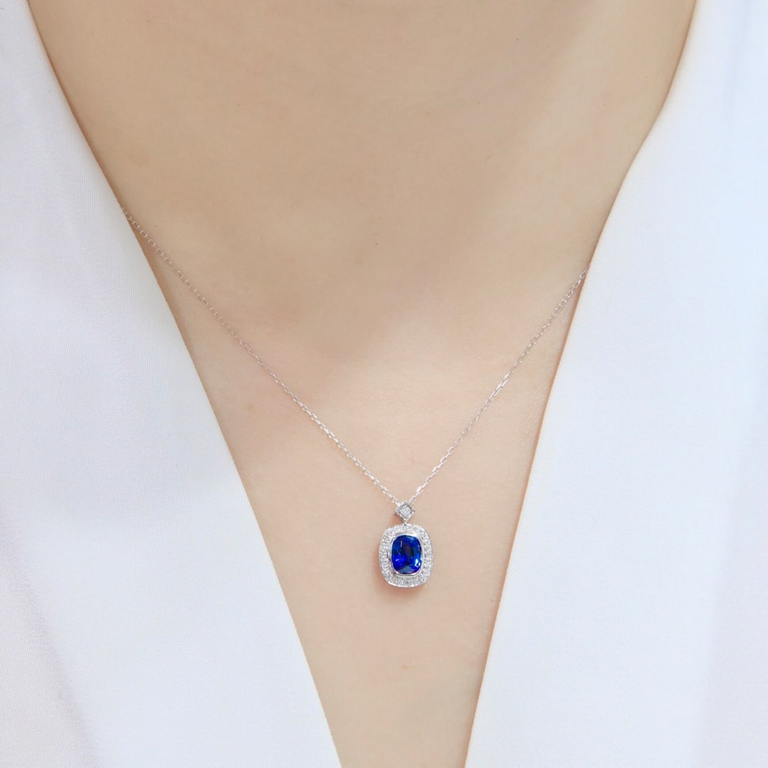 14k Gold 1.28 Ctw Natural Sapphire & Diamond Necklace - 4