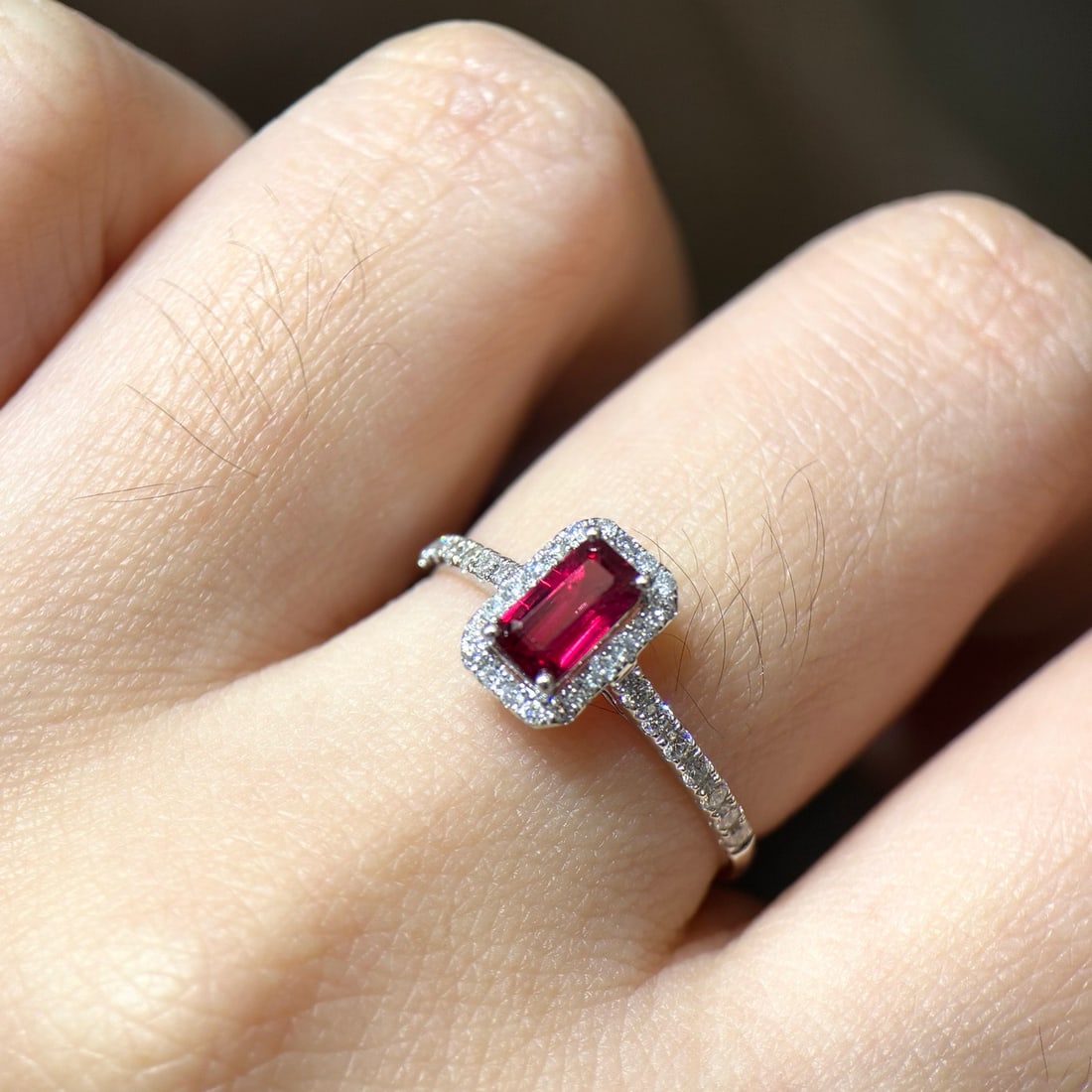 14k Gold 0.87 Ctw Natural Ruby & Diamond Ring - 3