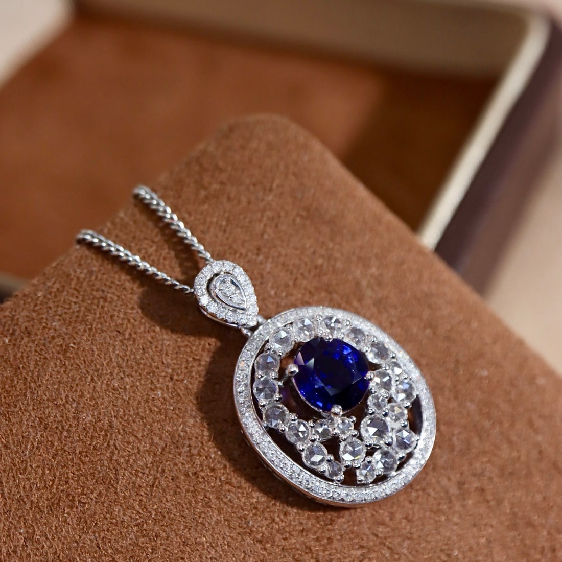 14k Gold 1.78 Ctw Natural Sapphire & Diamond Pendant( Without Chain ): Ref:231108434 // gold content:14k gold // main gemstone:sapphire // shape:oval // carat weight:1. 21ct // color:blue // treatment:natural // // adjacent gemstone 2 : diamond // shape:round // carat