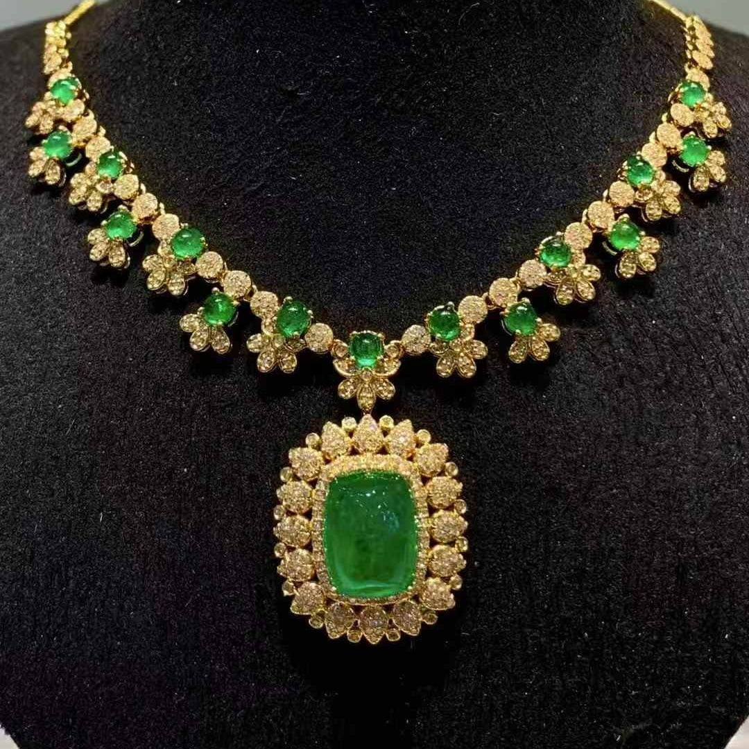14k Gold 7.2 Ct Natural Emerald & Diamond Necklace - 4