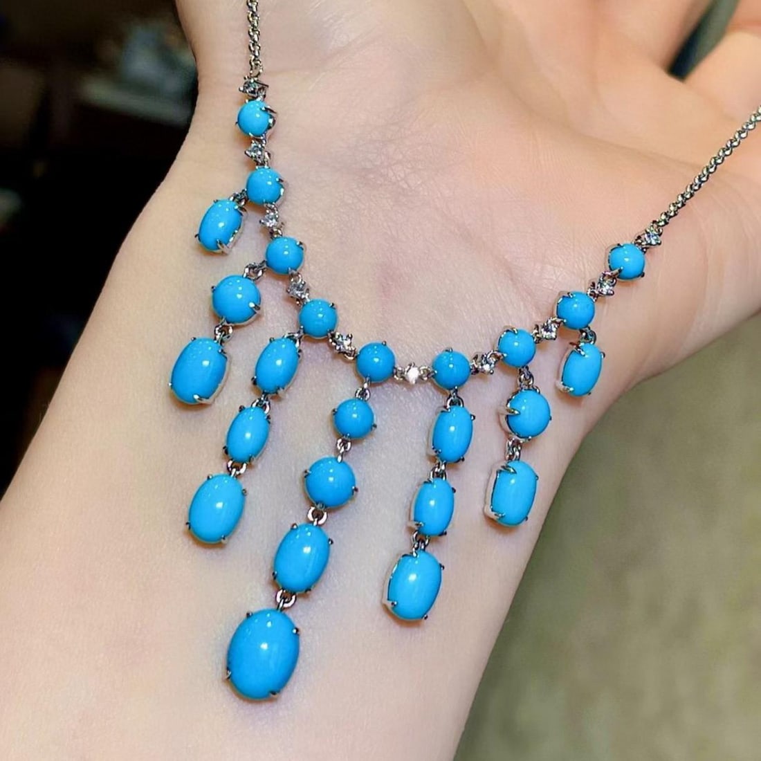 14k Gold 13.37 Ctw Natural Blue Turquoise & Diamond Necklace: Ref:231111013 // gold content:14k gold // main gemstone:blue turquoise // shape:multiple // carat weight:13. 22ct // color:blue // treatment:natural // // adjacent gemstone 2 : diamond // shape:round
