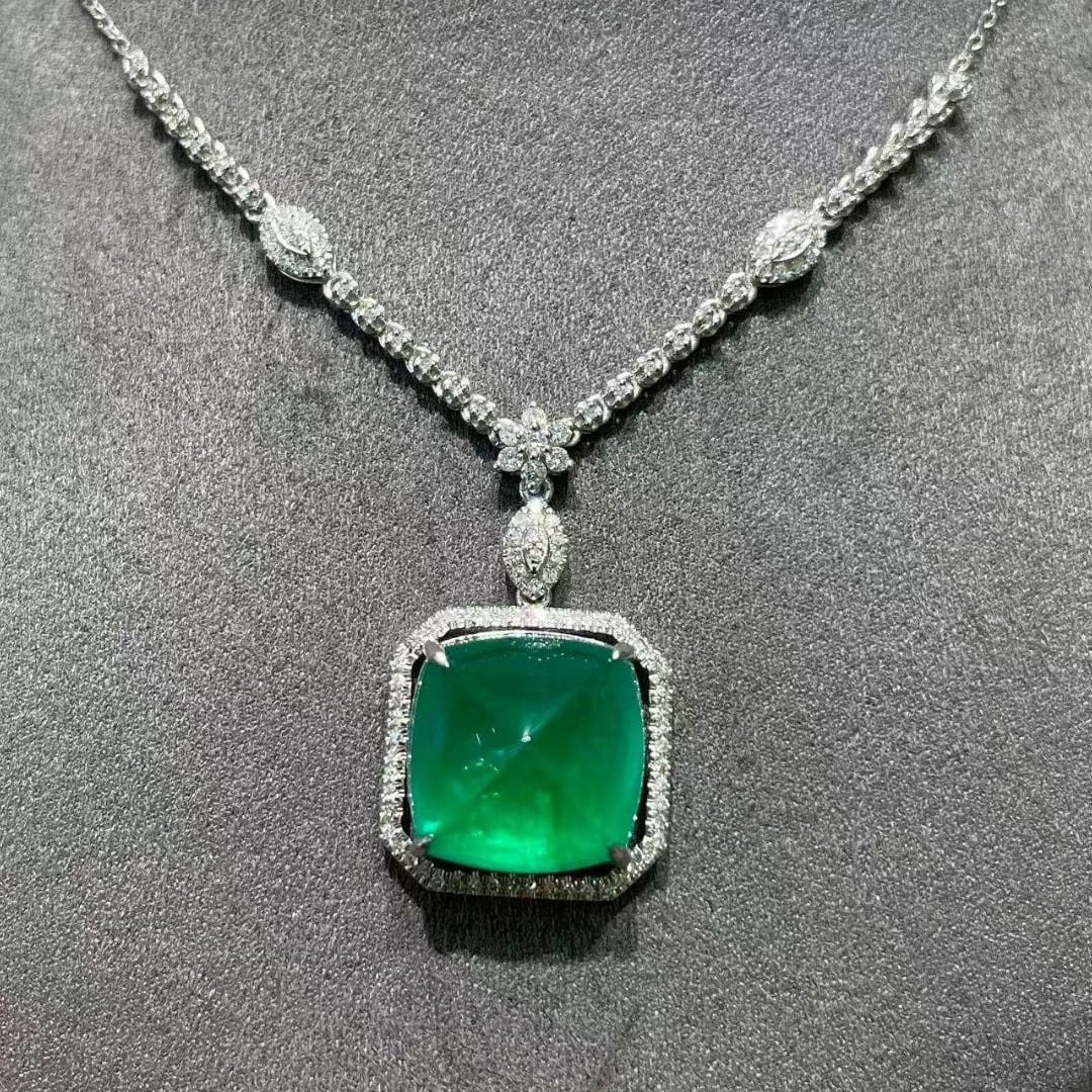 14k Gold 8.95 Ctw Natural Emerald & Diamond Necklace - 2