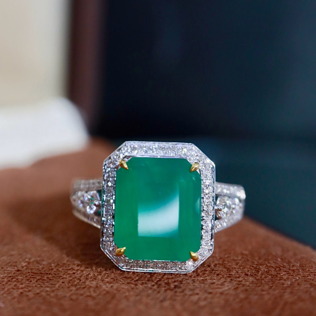 14k Gold 4.16 Ctw Natural Emerald & Diamond Ring - 5