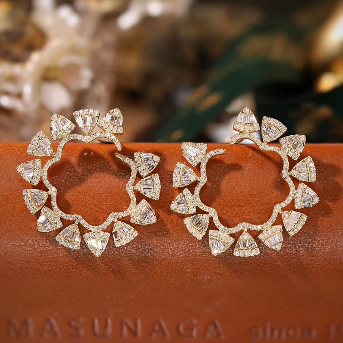 14k Gold 1.2 Ct Natural H Diamond Earrings: Ref:231111127 // gold content:14k gold // main gemstone:diamond // shape:multiple // carat weight:1. 2ct // clarity grade:vs-si // color:h // treatment:natural // High Estimate: 7900 Condition: New