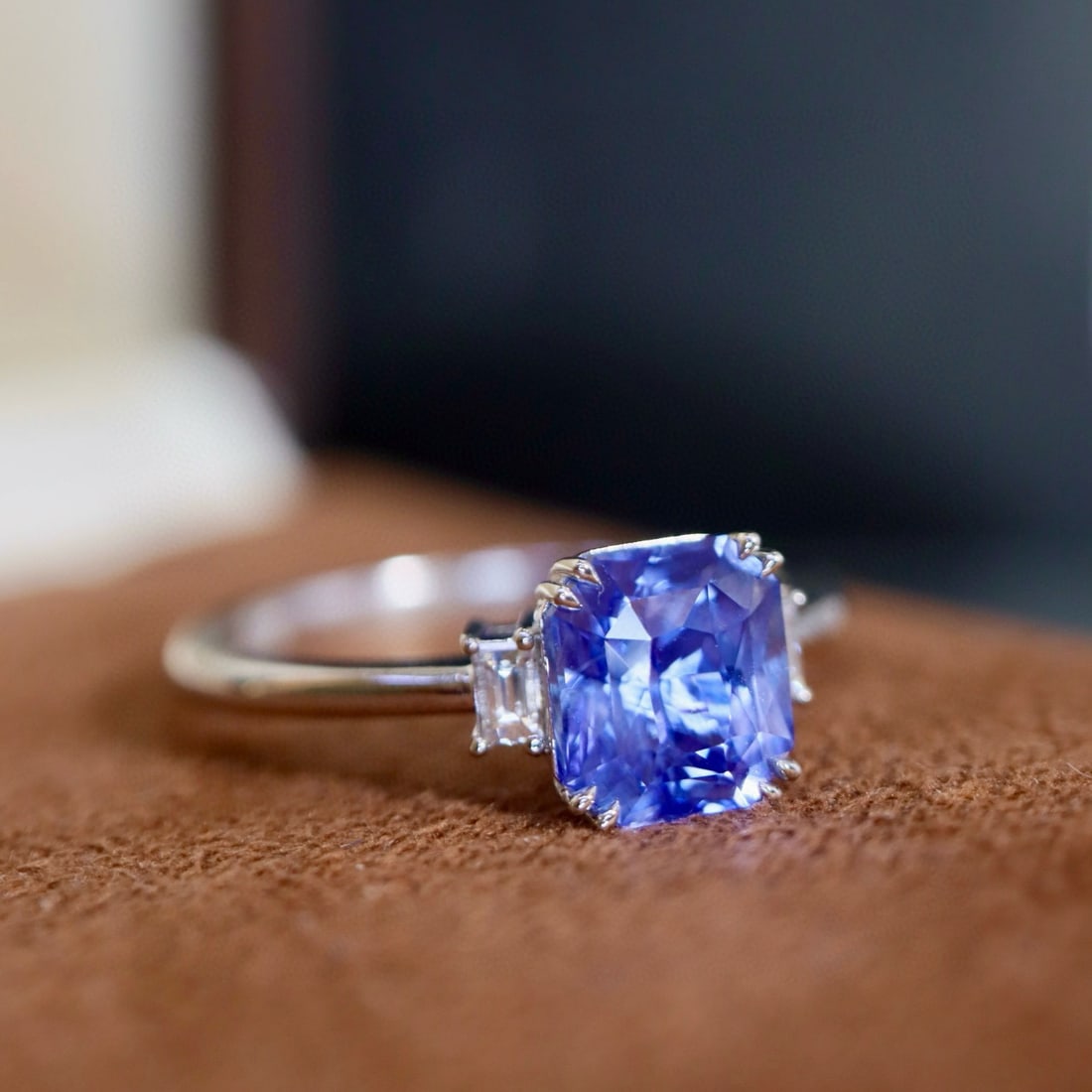 14k Gold 2.14 Ctw Natural Sapphire & Diamond Ring - 6