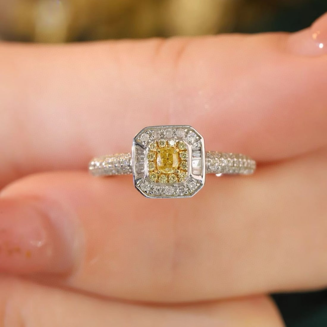 14k Gold 0.30 Ct Natural Color Diamond Ring: Ref:231111165 // gold content:14k gold // ring size:7. 25us // // main gemstone:diamond // shape:multiple // carat weight:0. 30ct // clarity grade:vs-si // color:color // treatment:natural //