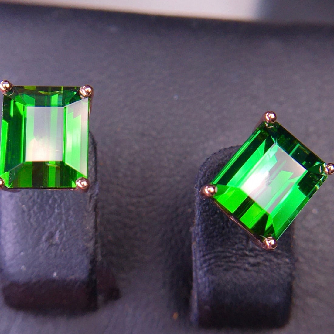 14k Gold 4.15 Ct Natural Tourmaline Earrings - 4