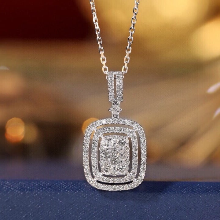 14k Gold 1.00 Ct Natural H Diamond Pendant( Without Chain ): Ref:231111255 // gold content:14k gold // main gemstone:diamond // shape:round // carat weight:1. 00ct // clarity grade:vs-si // color:h // treatment:natural // cut grade:g // High Estimate: 5300 Low