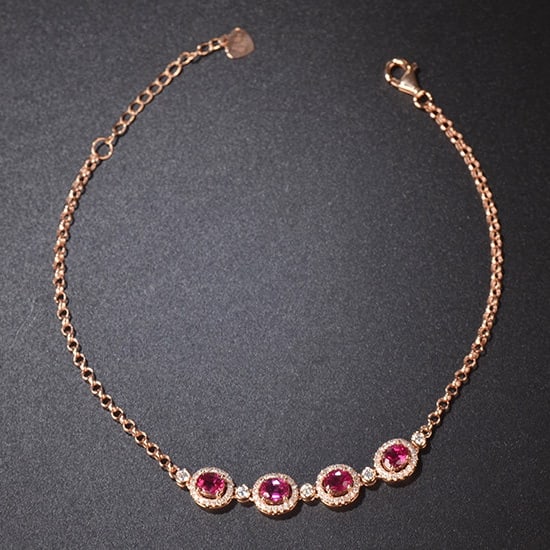 14k Gold 1.64 Ctw Natural Ruby & Diamond Bracelet: Ref:231112019 // gold content:14k gold // main gemstone:ruby // shape:oval // carat weight:1. 30ct // color:red // treatment:natural // // adjacent gemstone 2 : diamond // shape:round // carat