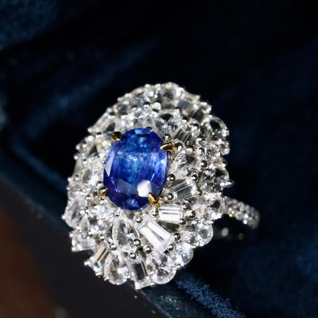 14k Gold 1.80 Ctw Natural Sapphire & Diamond Ring - 2