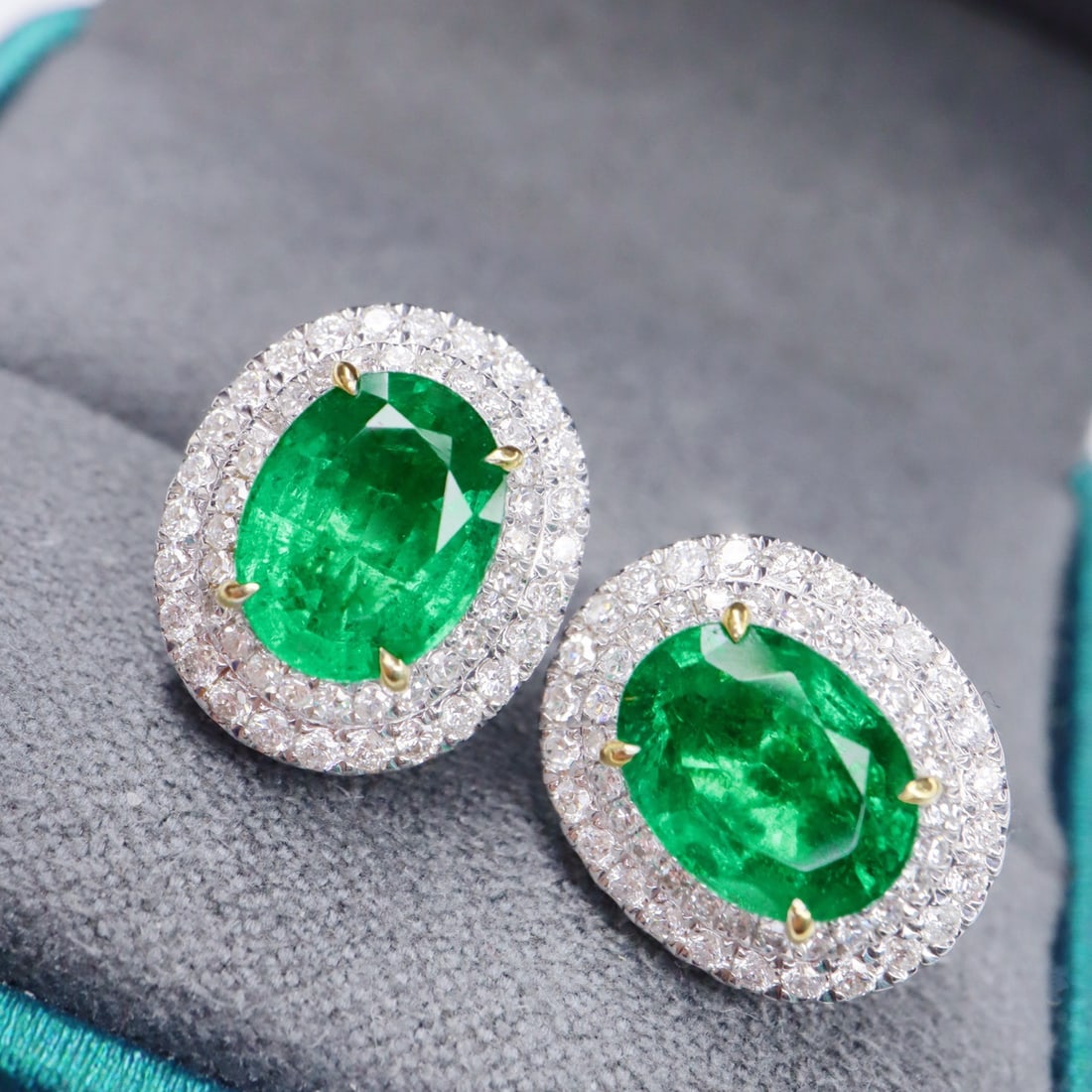 14k Gold 4.48 Ctw Vivid Green Natural Emerald & Diamond Earrings - 2