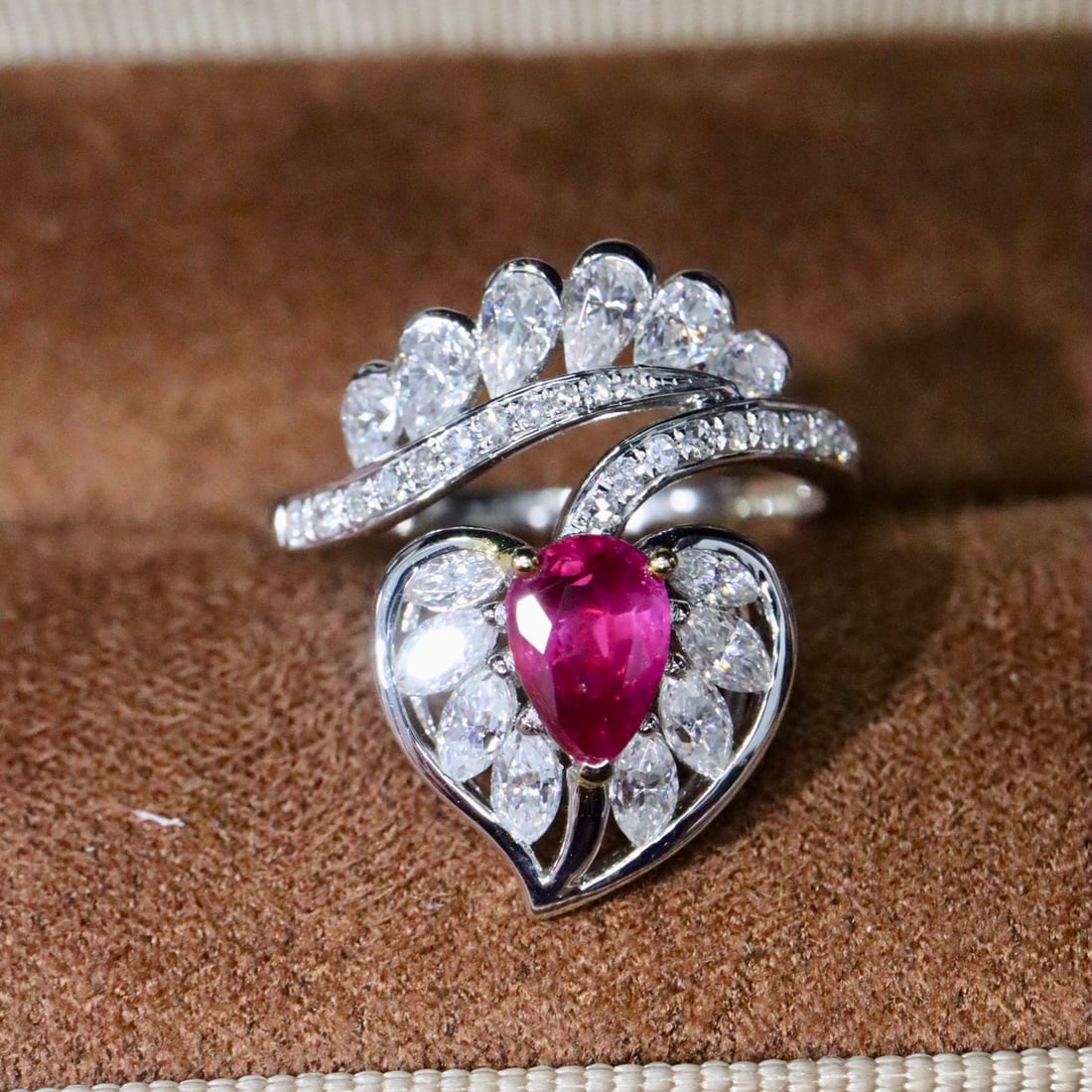 14k Gold 1.00 Ctw Natural Ruby & Diamond Ring - 2