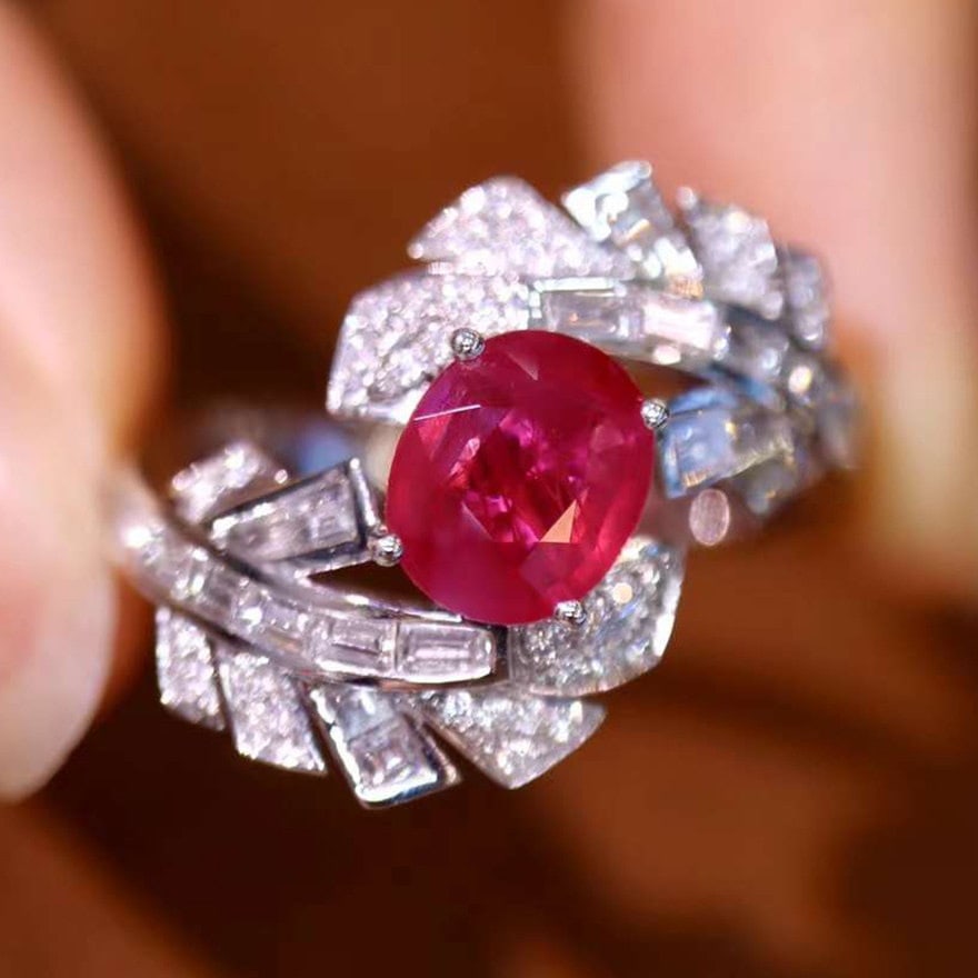 14k Gold 1.96 Ctw Natural Ruby & Diamond Ring: Ref:231112089 // gold content:14k gold // ring size:7. 25us // // main gemstone:ruby // shape:oval // carat weight:1. 20ct // color:pigeonblood red // treatment:natural // // adjacent gemstone 2 :