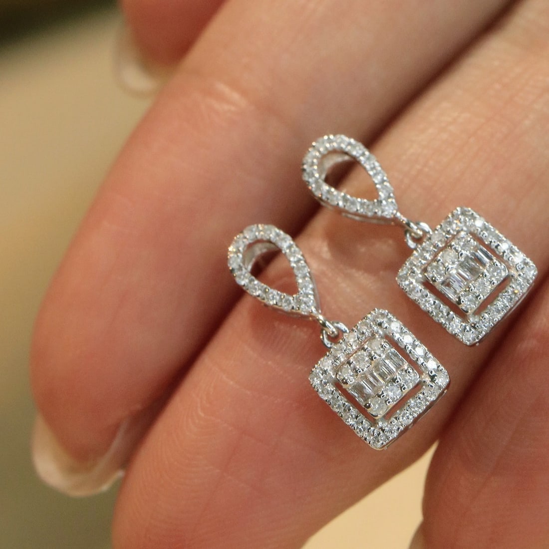 14k Gold 0.7 Ctw Natural H Diamond Jewelry Set - 6