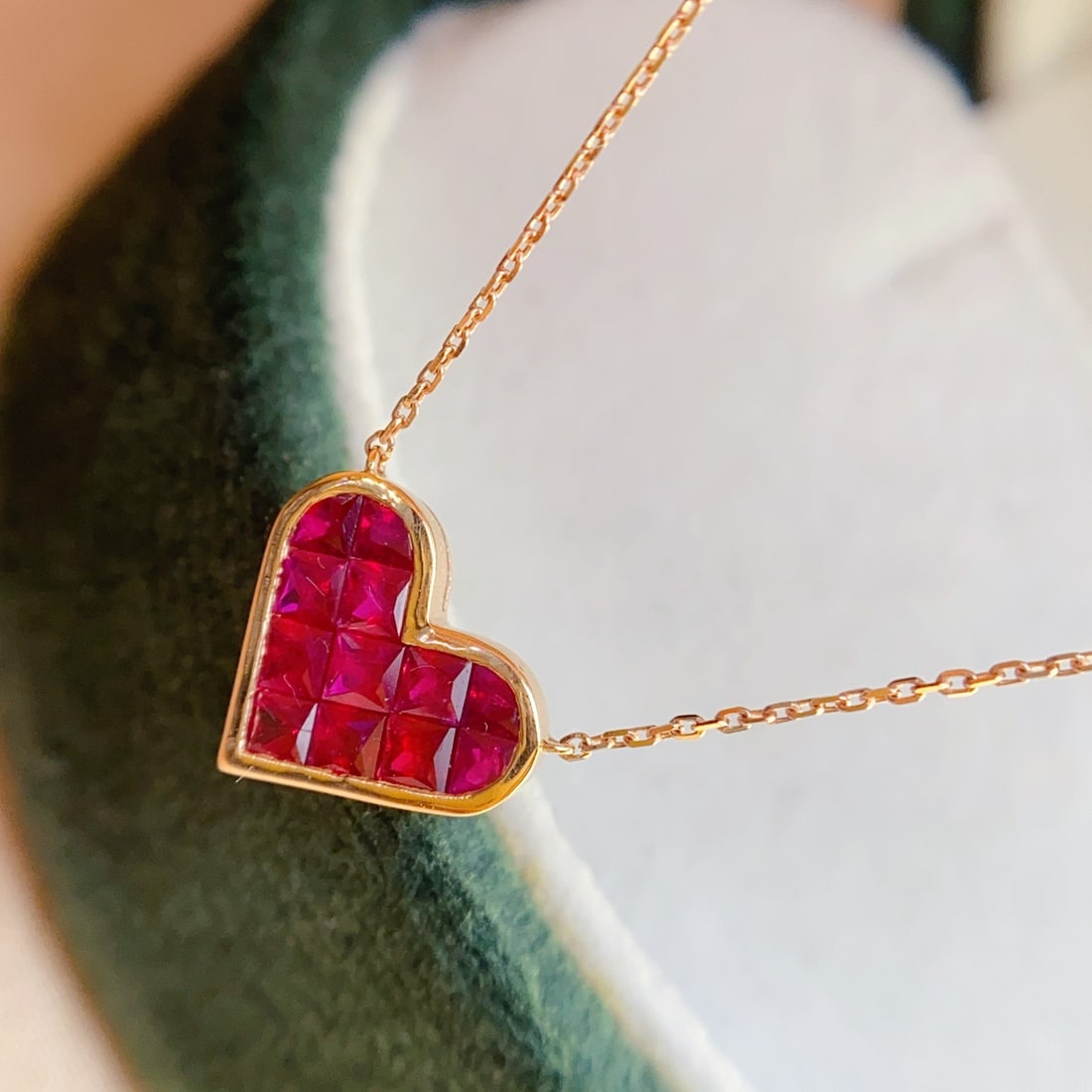 14k Gold 1.55 Ct Natural Ruby Necklace: Ref:231112123 // gold content:14k gold // main gemstone:ruby // shape:princess // carat weight:1. 55ct // color:red // treatment:natural // Low Estimate: 2600 Condition: New High Estimate: 4000