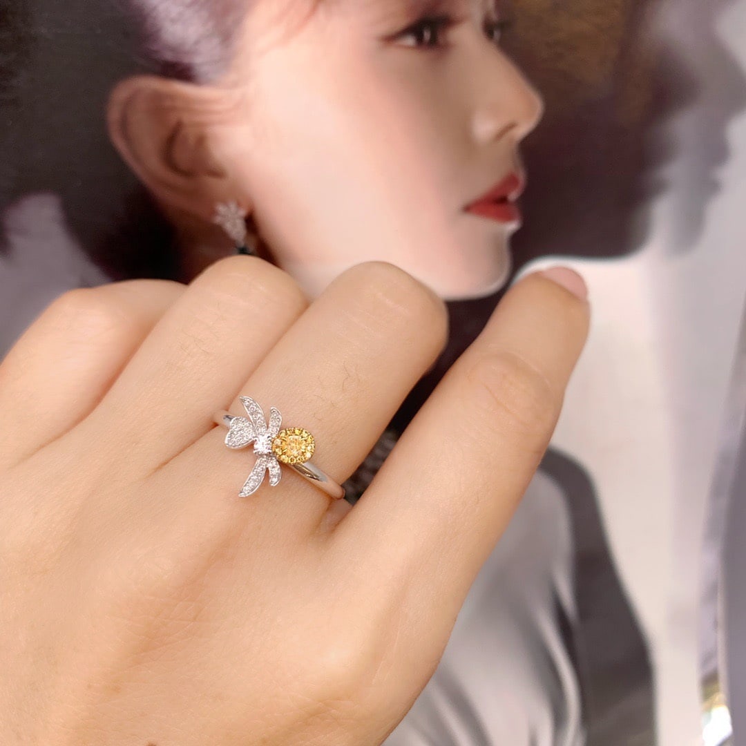 14k Gold 0.26 Ctw Natural Yellow Diamond & Diamond Ring - 4