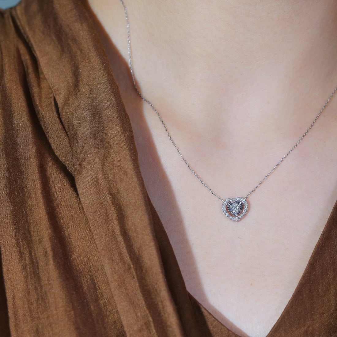 14k Gold 0.35 Ct Natural H Diamond Necklace - 4