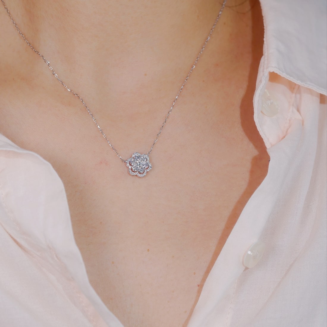 14k Gold 0.58 Ct Natural H Diamond Necklace - 4