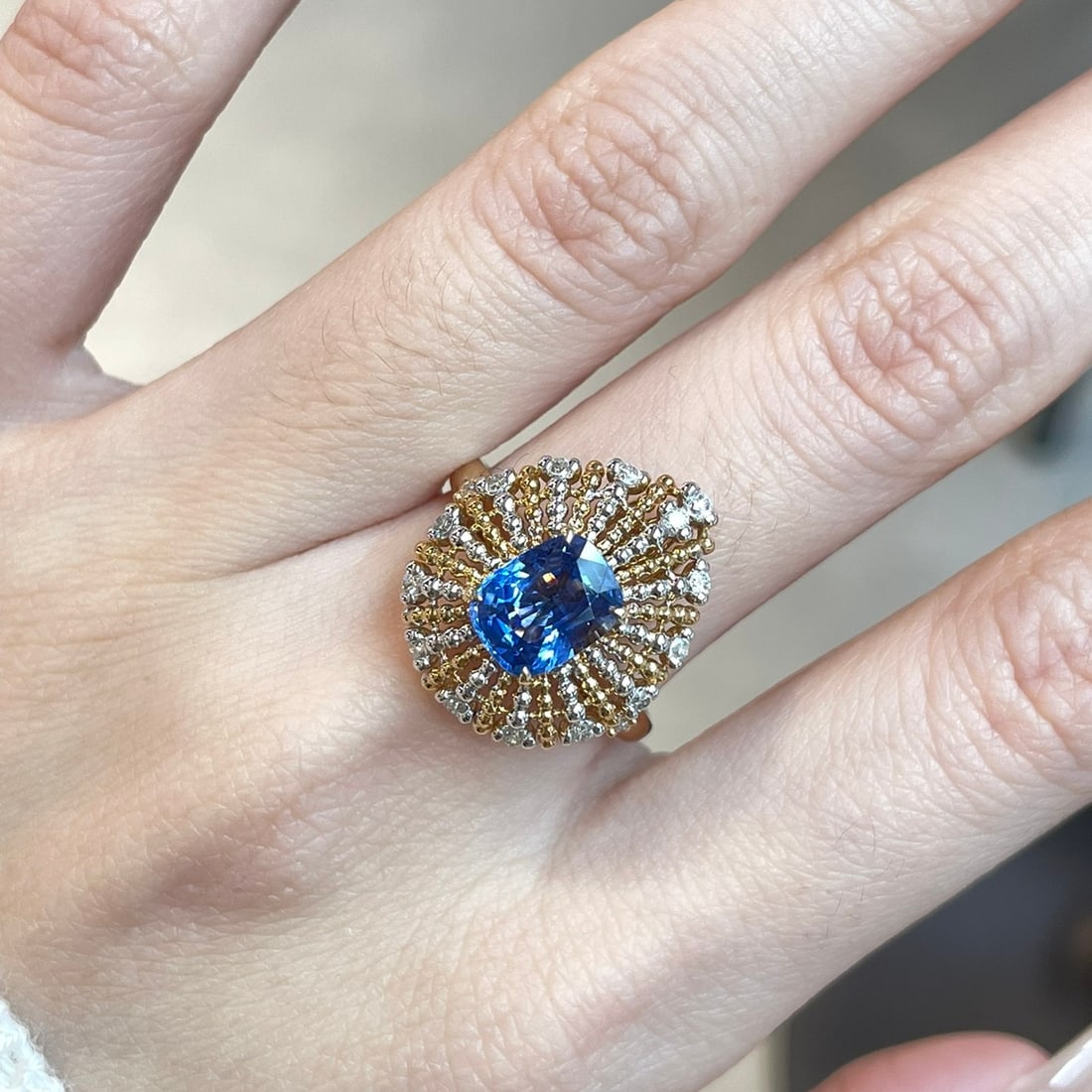 14k Gold 1.88 Ct Natural Sapphire & Diamond Ring: Ref:231112193 // gold content:14k gold // ring size:7. 25us // // main gemstone:sapphire // shape:cushion // carat weight:1. 88ct // color:blue // treatment:natural // // adjacent gemstone 2 :