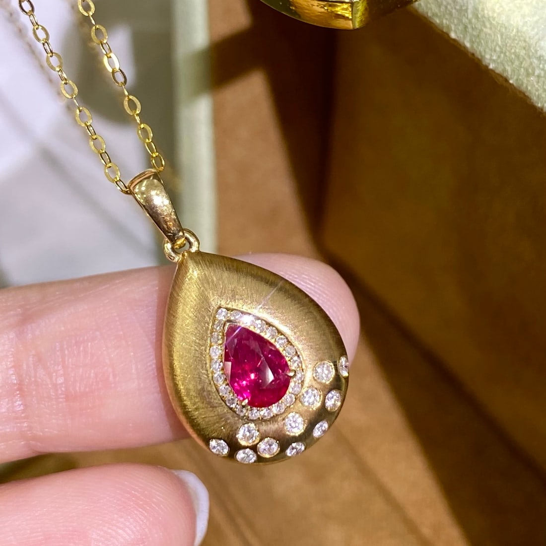 14k Gold 0.82 Ctw Natural Ruby & Diamond Pendant( Without Chain ) - 4