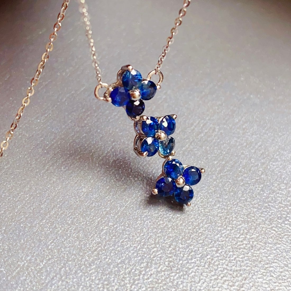 14k Gold 1.20 Ct Natural Sapphire Necklace - 2