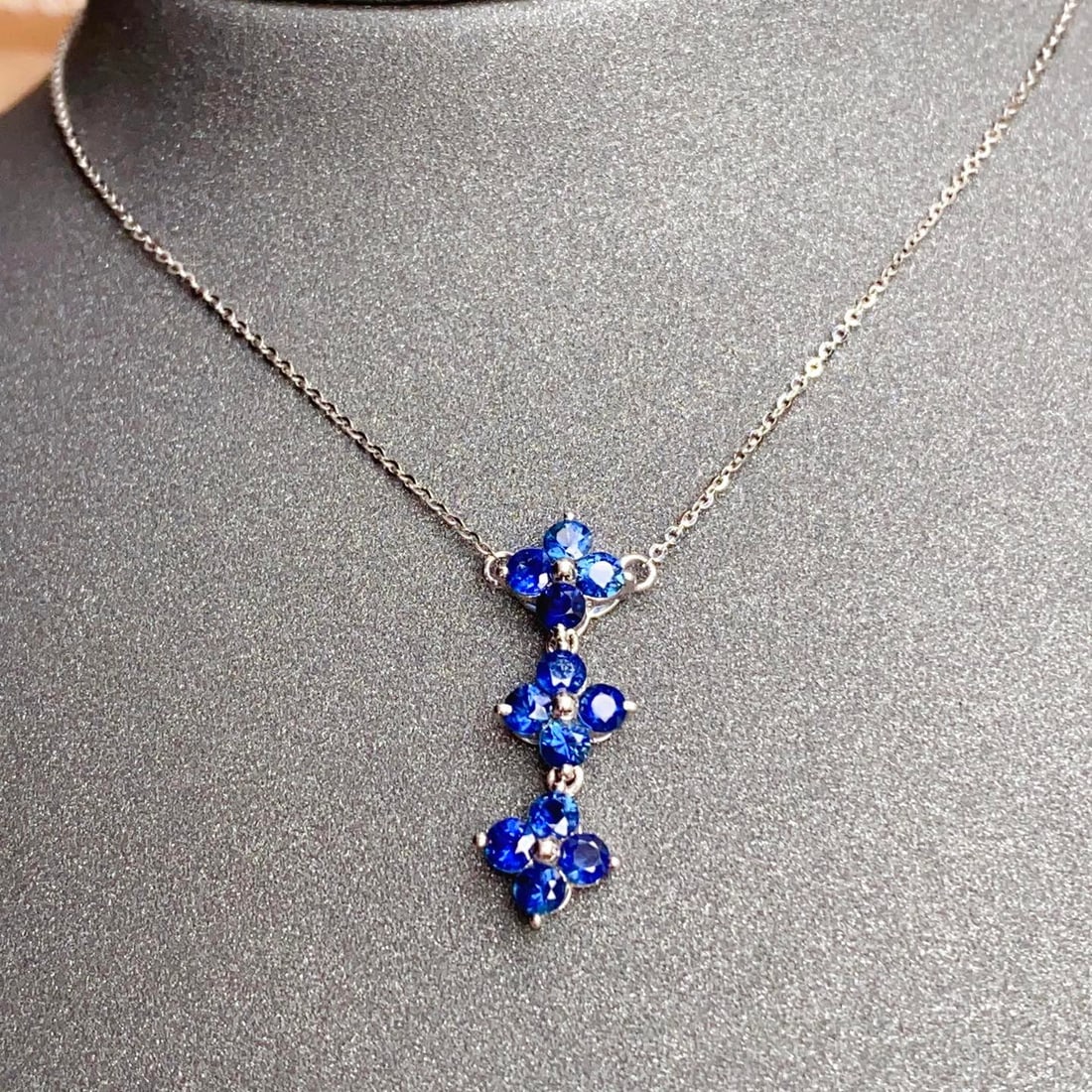 14k Gold 1.20 Ct Natural Sapphire Necklace - 6