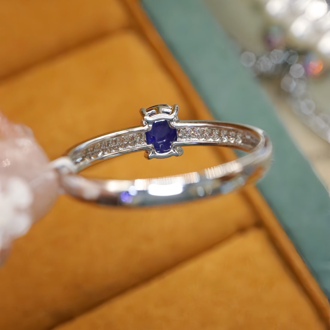 14k Gold 0.99 Ctw Natural Sapphire & Diamond Ring - 4