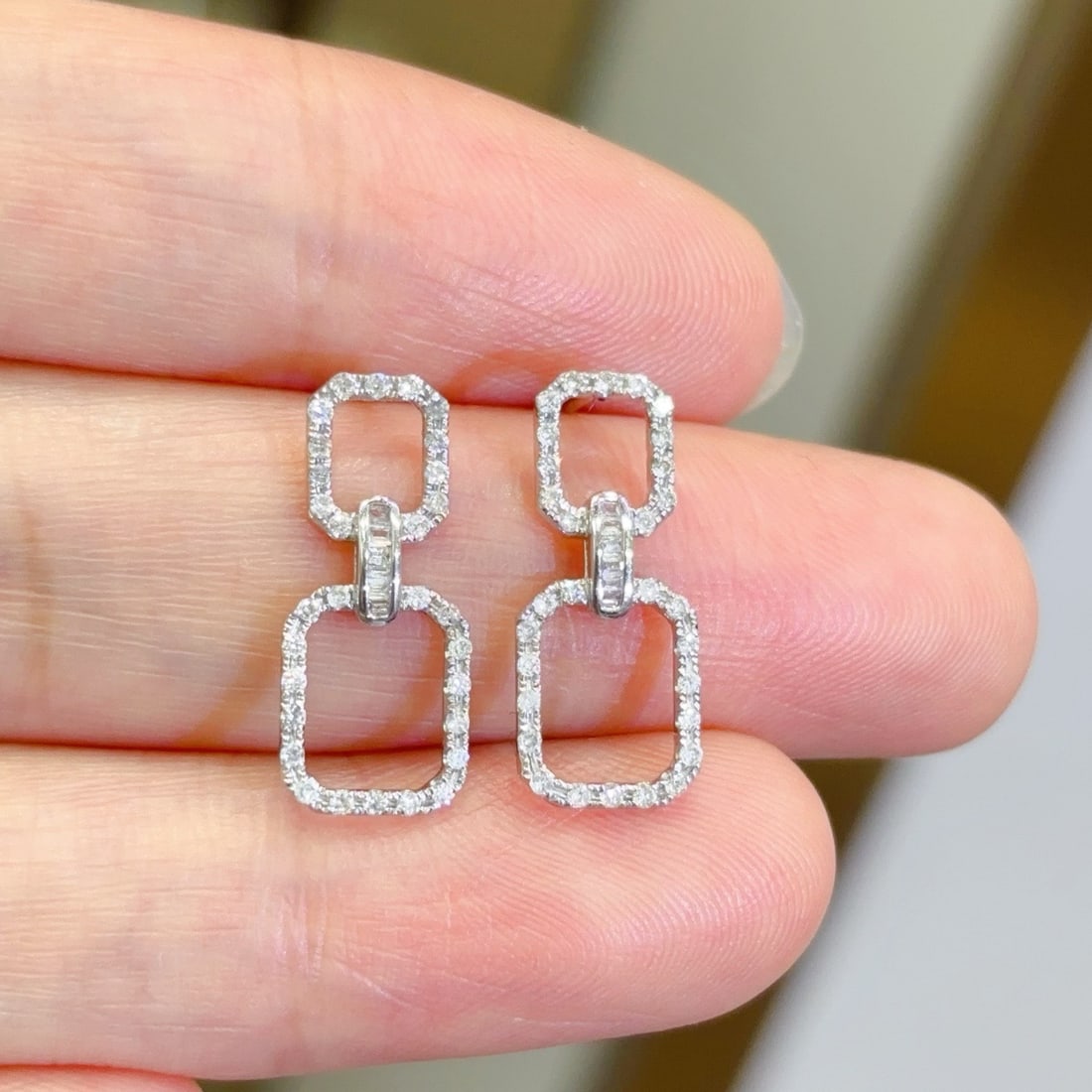 14k Gold 0.35 Ct Natural H Diamond Earrings - 4