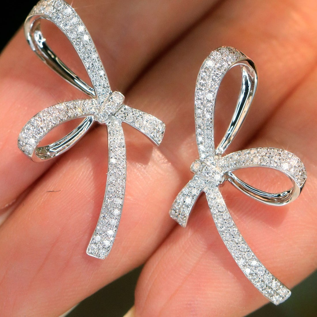 14k Gold 0.58 Ct Natural H Diamond Earrings - 2