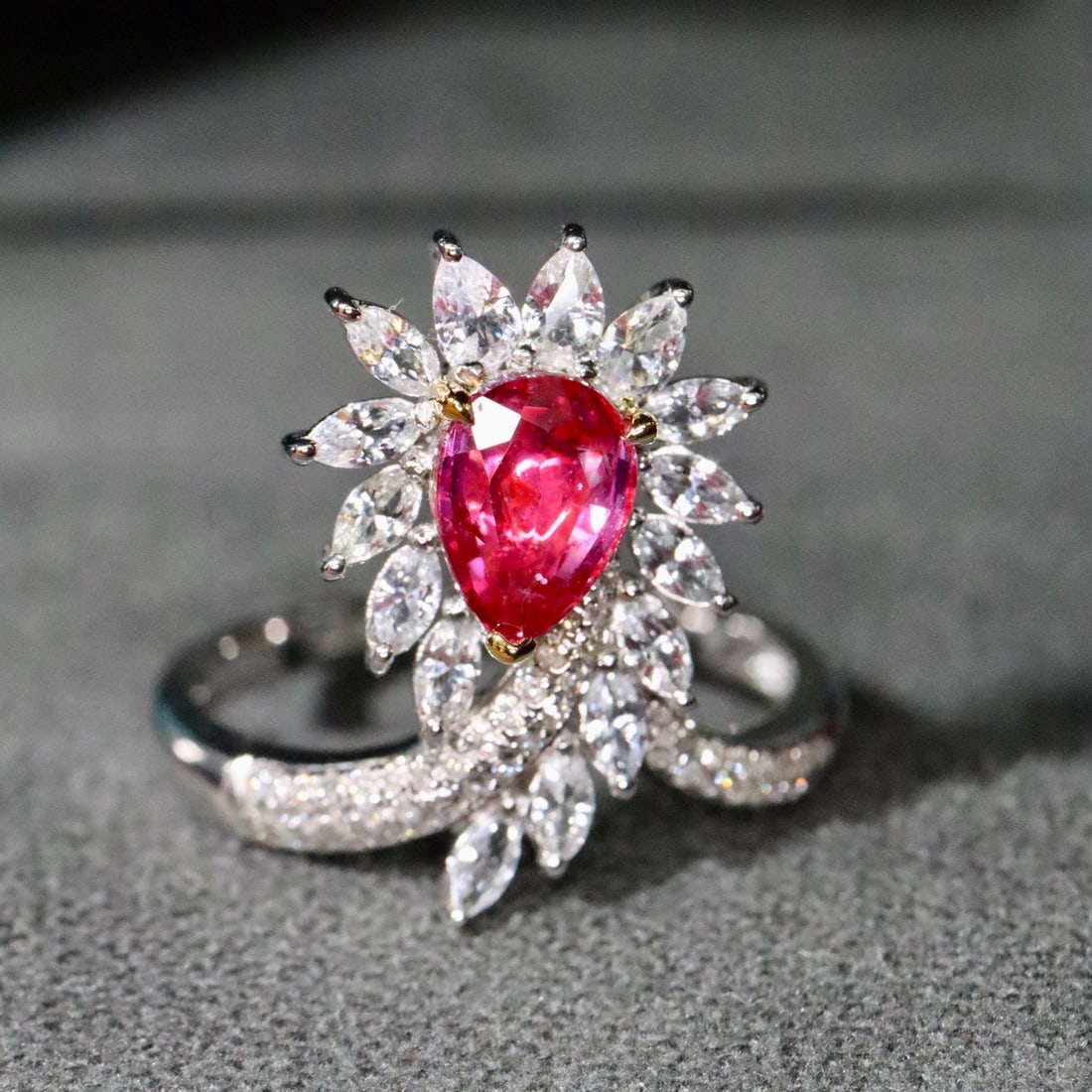 14k Gold 1.09 Ctw Natural Sapphire & Diamond Ring: Ref:231112282 // gold content:14k gold // ring size:7. 25us // // main gemstone:sapphire // shape:pear // carat weight:0. 94ct // color:pink // treatment:natural // // adjacent gemstone 2 : diamond //